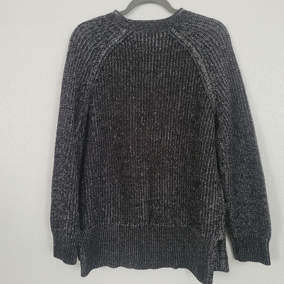 ELLEN TRACY black and white sweater size L - Picture 2 of 4
